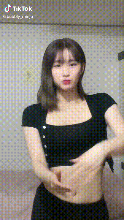 스무살 36만 틱톡커 민주꿍_똥까시 [틱톡영상/사진포함 풀팩] 미리보기 7