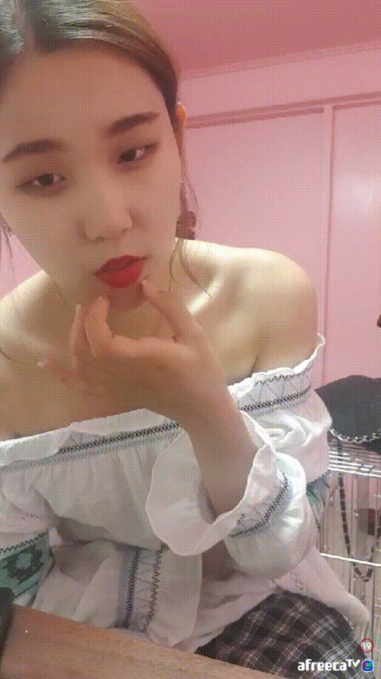 보킹_어리고 귀여운 얼굴의 05년생 베이글녀 미리보기 1440