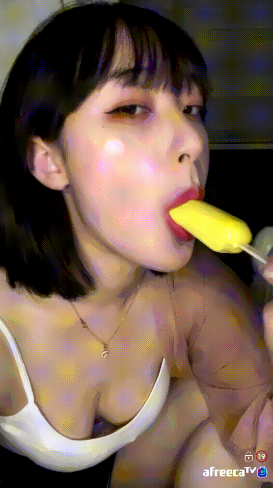 웅지니 추가 5V [뒷고] 미리보기 4