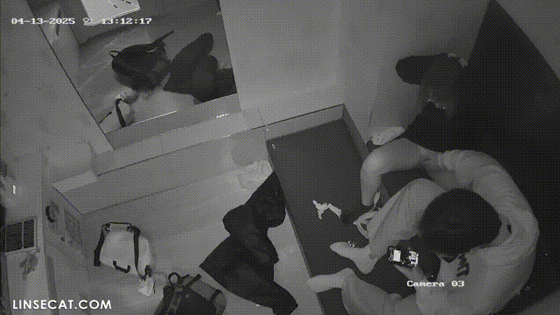 신작IP ✨ 코인노래방_섹스 후 계속 벗겨서 벌리고 꼬집는 SM커플 미리보기 11