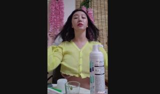 아프리카 여캠누나_머리만지다 거유빅파이노출