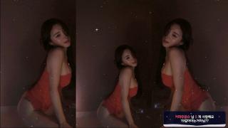 유ni나 레전드 엉덩이 문신 다보이고, 티팬티노출