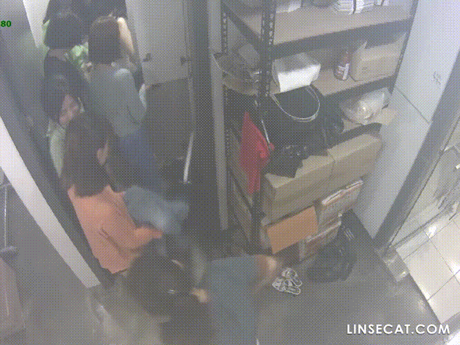 신작IP ✨ 탈의실 PART2 미리보기 2