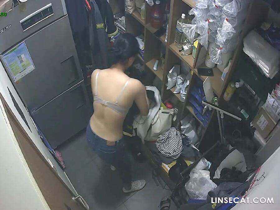 신작IP ✨ 탈의실 PART2 미리보기 12