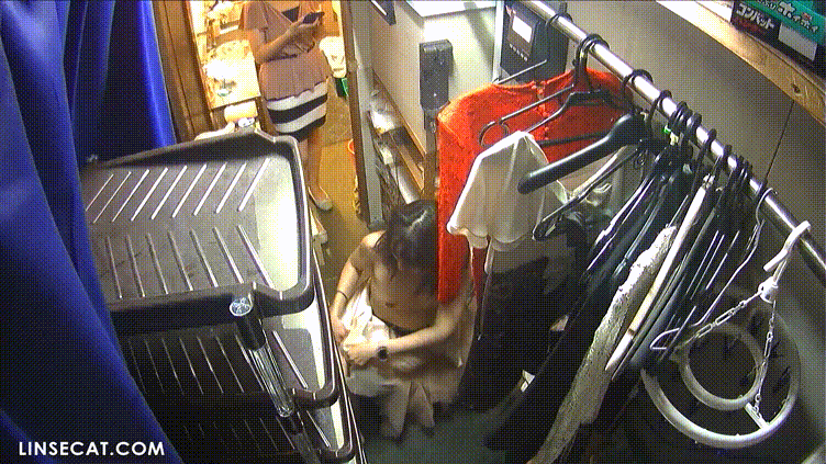 신작IP ✨ 피팅룸 미리보기 2