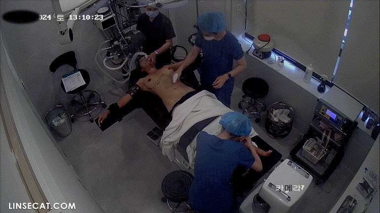 신작IP ✨ 성형외과 수술실_전신 [약혐] 미리보기 3