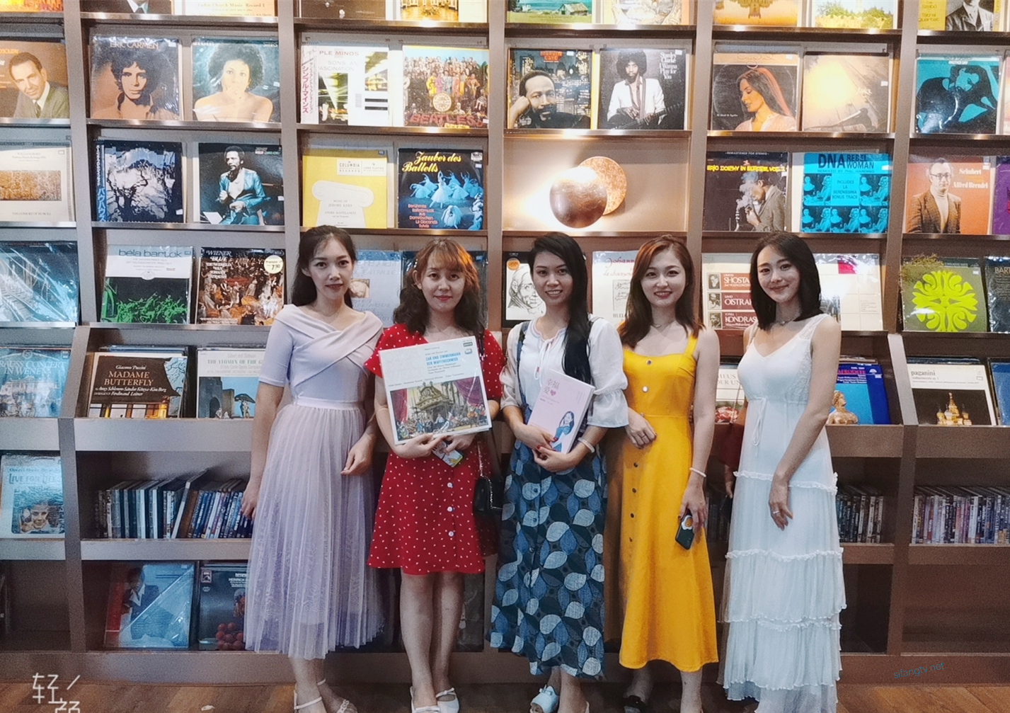 털보남 시리즈 [중국판윤드] 스튜어디스/대학생/발레리나 10V_7.32G 미리보기 17