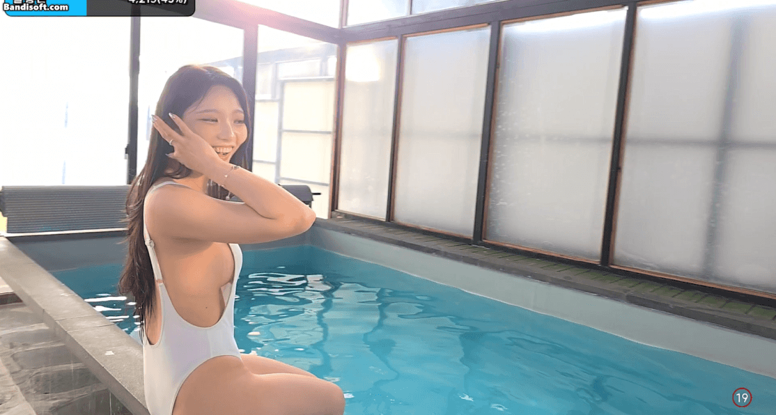 공파리파_유은x조아인 25.06.26  비키니 6V 미리보기 3