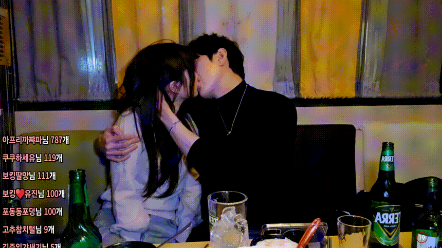 야킹_ 자지 빨고 싶어발정난 20살 헌팅 [물빨] 미리보기 4