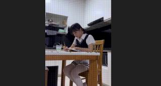 공부하던 여자 [졸귀]_갑자기 집에 들어와 애널-얼싸