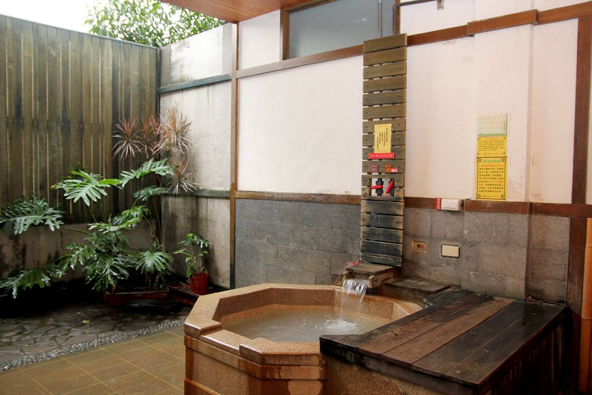 대만 베이터우 온천 몰래카메라 사건뉴스 미리보기 4