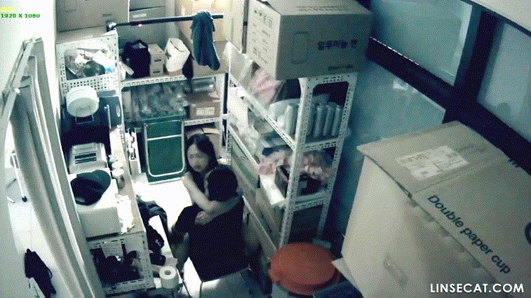 신작IP ✨호프집 사장과 알바생_몰래섹스 미리보기 11