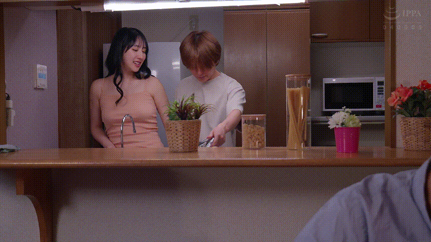 HZGD-310 하숙남 꼬시는 늙은남편과 사는 섹기넘치는 존예★미시작 미리보기 11