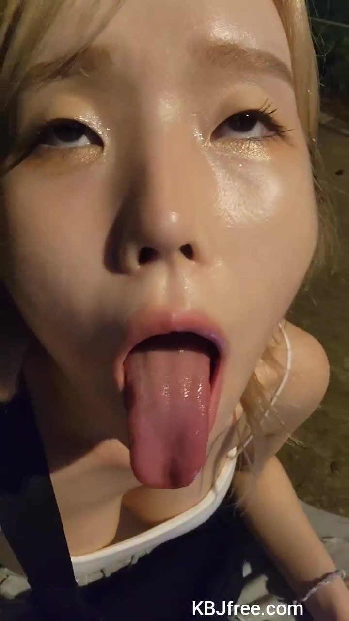 야외 방송하며 아헤가오 리액션 미리보기 3