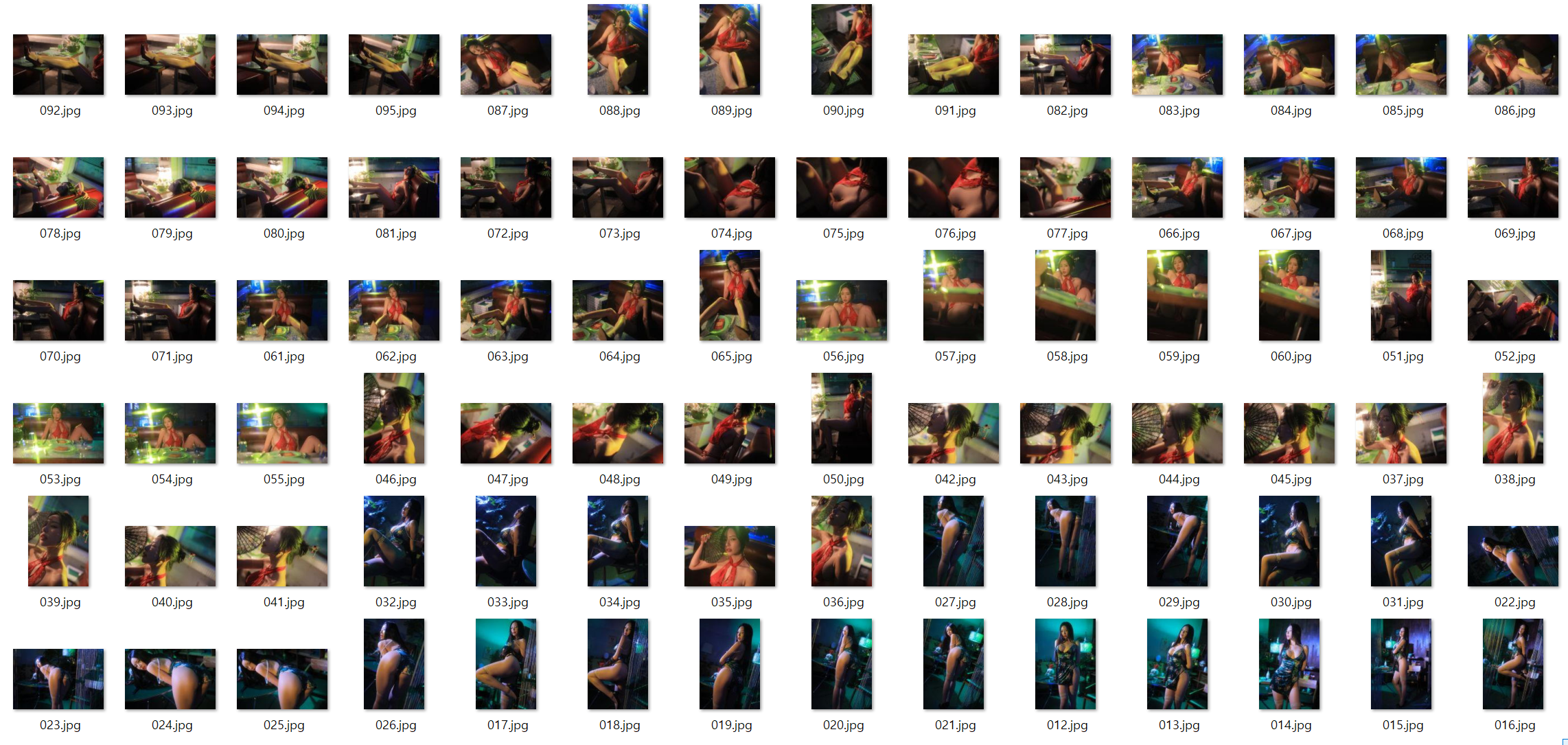 신작화보 ✨ 동그란 Donggeuran - Hong Kong 154P 미리보기 8