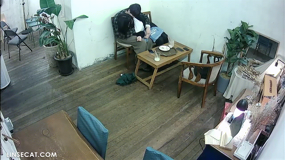 신작IP ✨ 까페에서 여친 가슴.보지만지는 커플_티져 미리보기 3