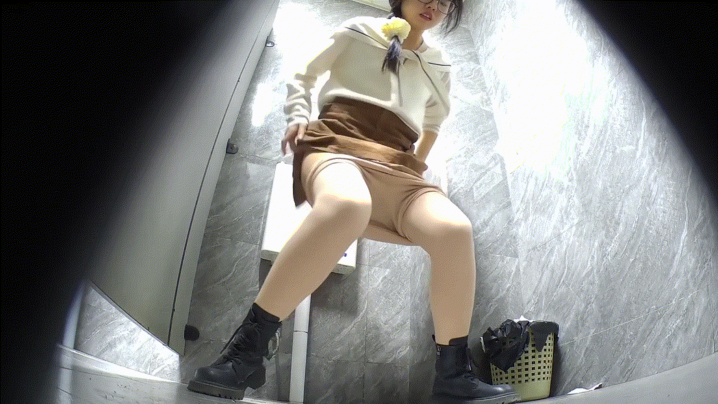 장실 정면 [신작] 18명 합본 [몸매/얼굴/전신] 미리보기 11