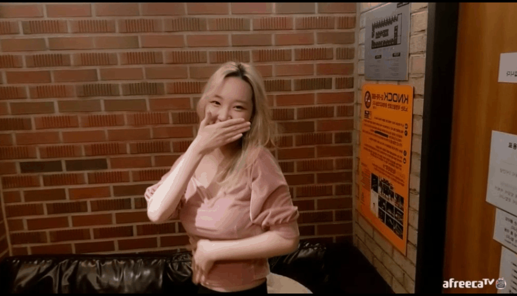 걸그룹 위클리 신지윤 헌팅해서 술먹방 미리보기 1