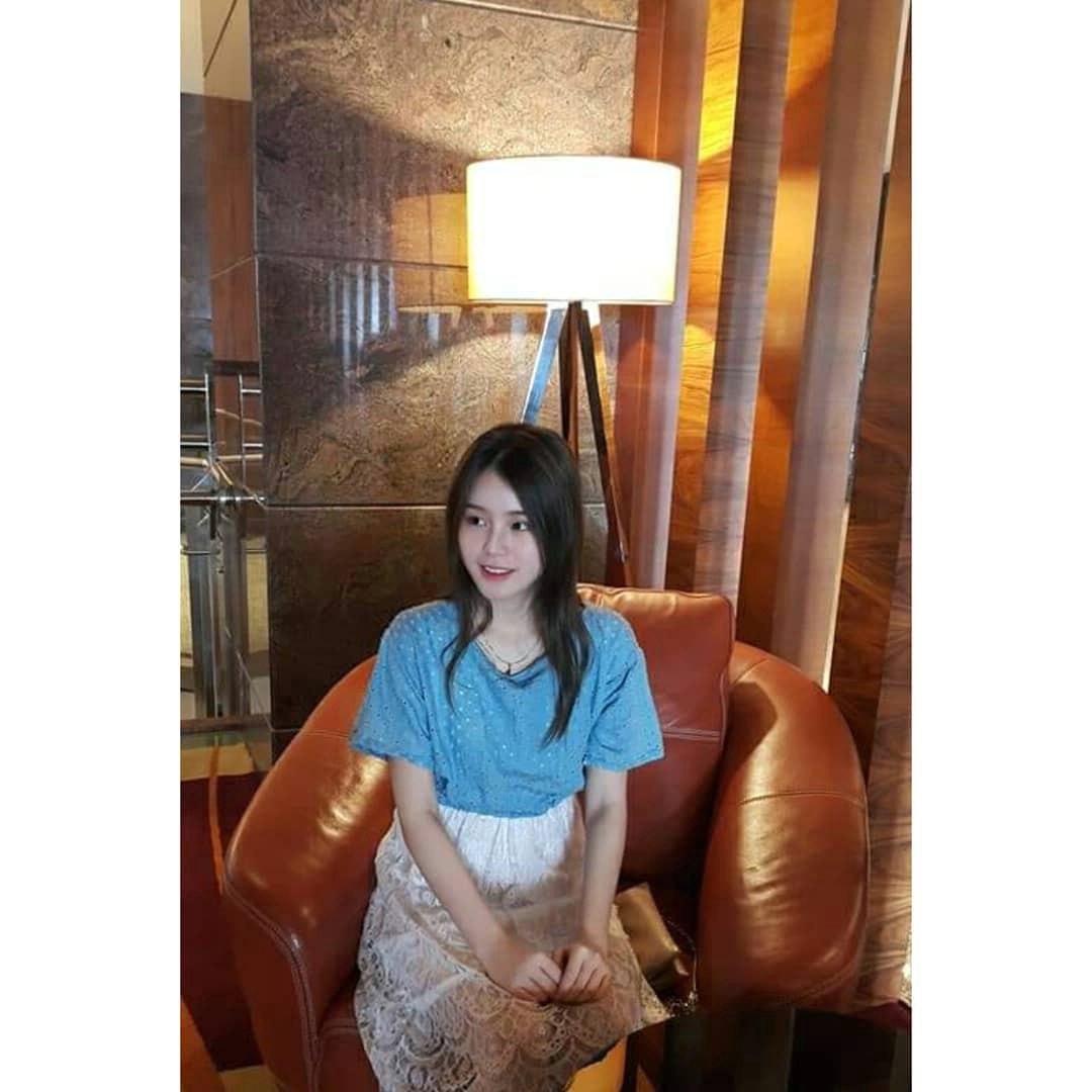 말레이시아 커플 유출 영상2개 사진94장