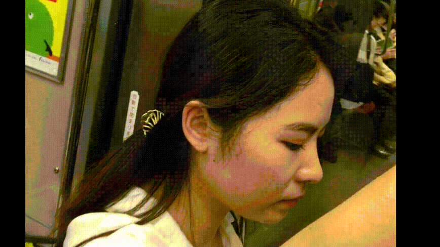 [취향] 지하철_겨드랑이녀 2명 미리보기 2