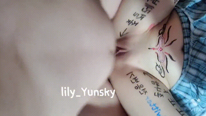 LILY_yunksy 딸기  [임신전 애기몸매시절] 편의점/길거리/야/코스프레 V58/P296 미리보기 2