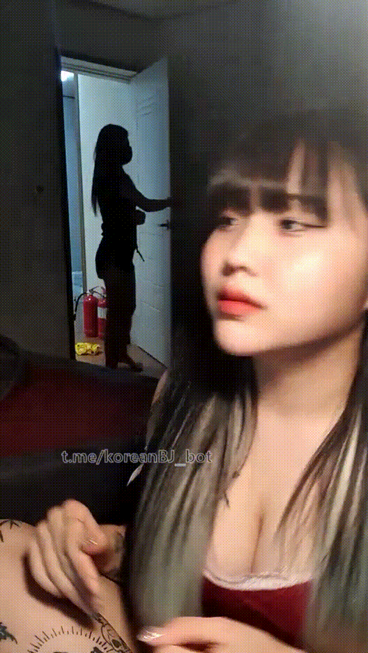 배유라☆[육덕.짜장흑두녀] 가슴.엉덩이 보여주기 벗방 중 친구들 들락 2탄 [다른날] 미리보기 4