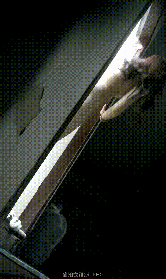 떡치고 씻을까 말까 하는 몸매좋은 중국녀 미리보기 1