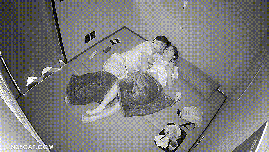 신작IP ✨ 룸까페_바지벗고 보빨+사까시 커플 미리보기 2