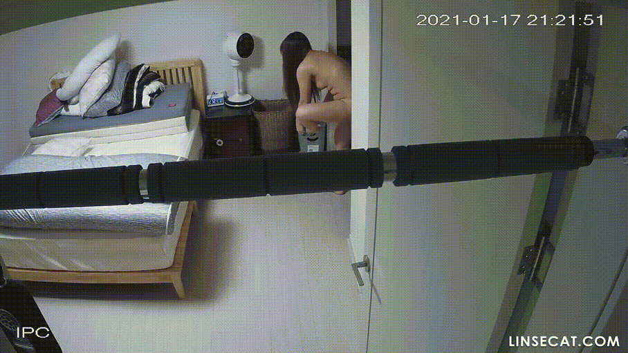 신작IP ✨ 턱걸이봉_안방 탈의부부 미리보기 2