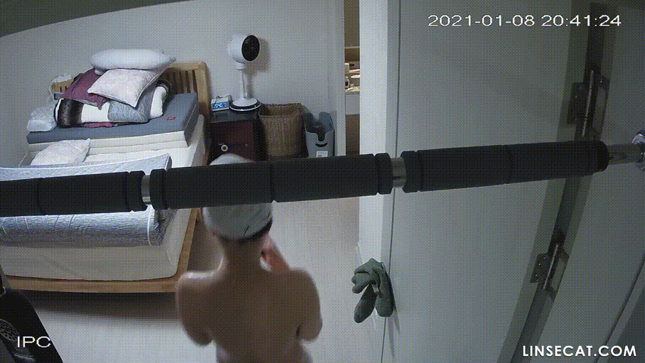 신작IP ✨ 턱걸이봉_안방 탈의부부 미리보기 4