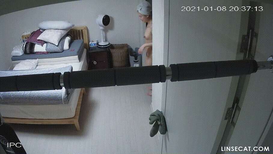 신작IP ✨ 턱걸이봉_안방 탈의부부 미리보기 5