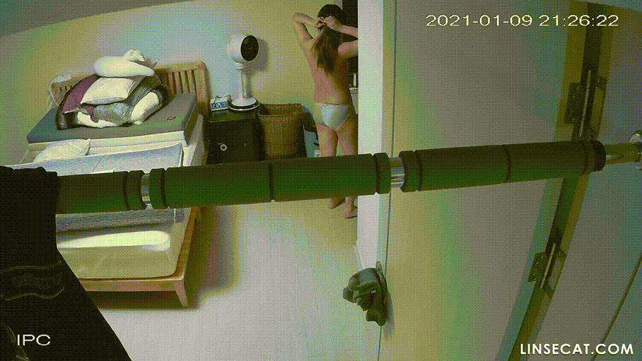 신작IP ✨ 턱걸이봉_안방 탈의부부 미리보기 8