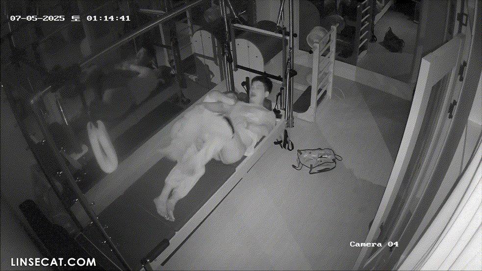 신작IP ✨ 7월최신유출_필라테스 강사.기구에서 섹스 후 물티슈 닦고 강습 미리보기 18