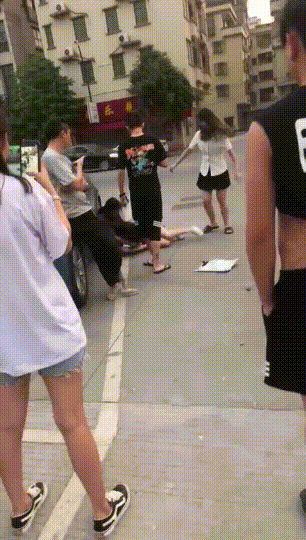 요지경 대륙남녀_불륜검거/길거리싸움 30V 미리보기 15