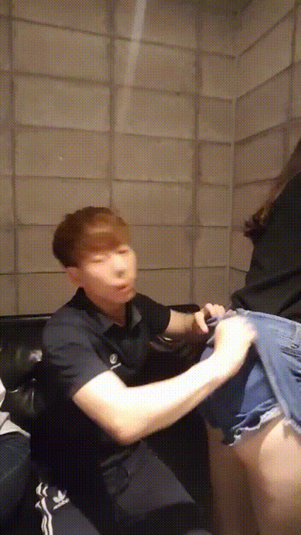 세찬 2대1★개레전드녀 2대1★일베4444★둘다 가슴노출/물빨 미리보기 9