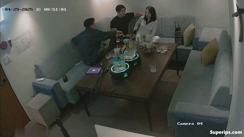 신작IP ✨ 룸식주점_친구 나가자마자 바로 섹스커플 미리보기 1