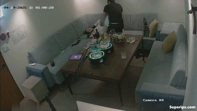 신작IP ✨ 룸식주점_친구 나가자마자 바로 섹스커플 미리보기 3