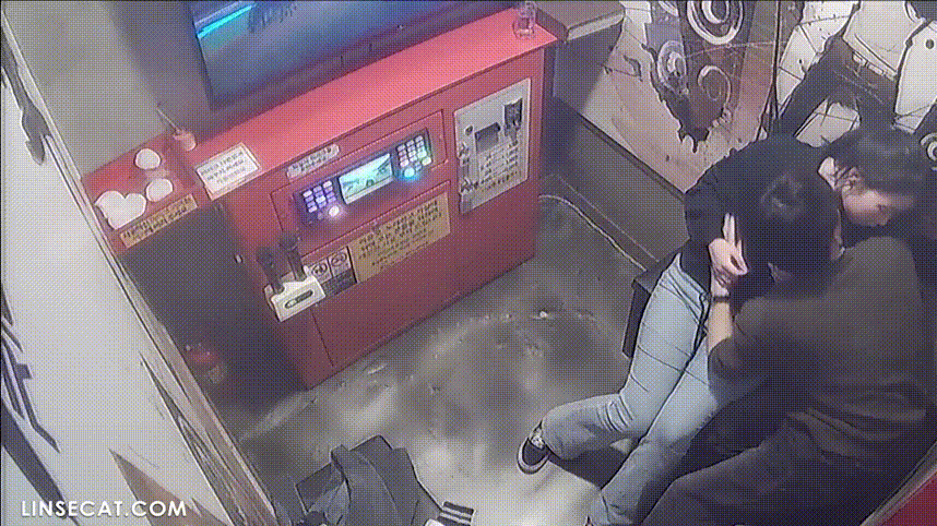 신작IP ✨코인노래방 2커플 [존예녀와 눈 돌아간 육덕] 미리보기 4