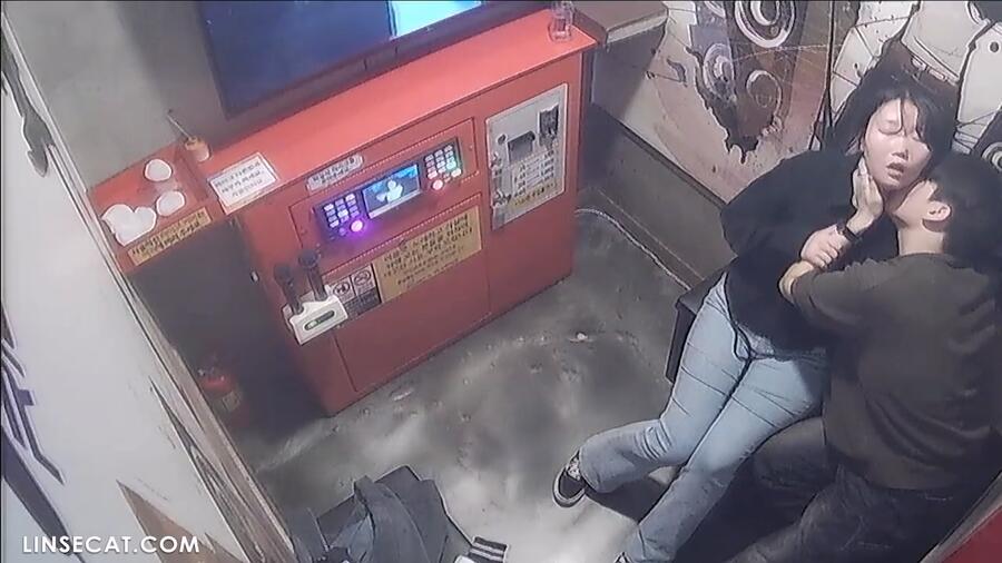 신작IP ✨코인노래방 2커플 [존예녀와 눈 돌아간 육덕] 미리보기 8