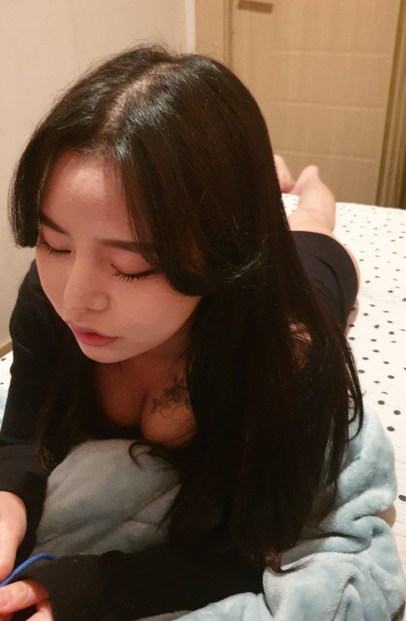 키스방녀 얼공/인플루언서 ★ 모음 [S플레이+프로필/일상] 16V/114P/13GIF 미리보기 9