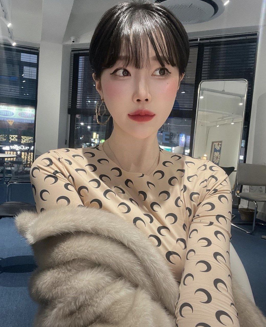 키스방녀 얼공/인플루언서 ★ 모음 [S플레이+프로필/일상] 16V/114P/13GIF 미리보기 20