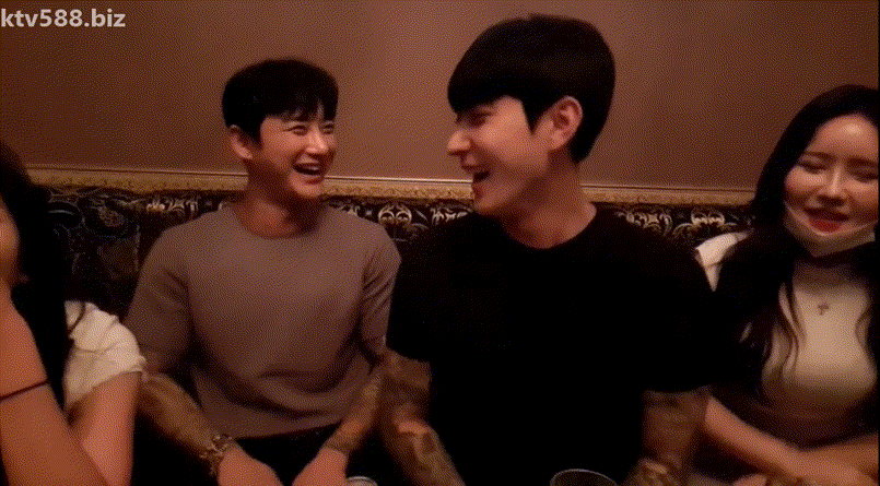 호야+가호 합방_룸빵 2대2 참젖거유 에이스녀 돌려빨기 미리보기 3