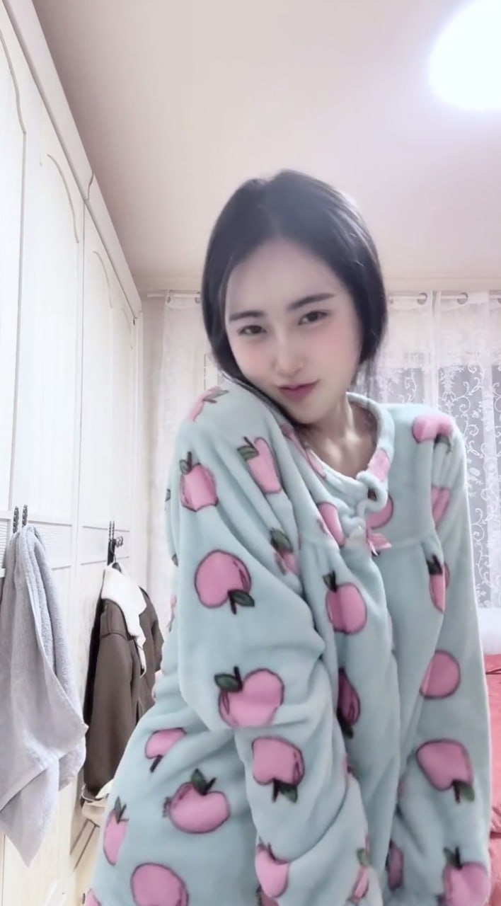 틱톡 퓨퓨.김수현 ☆ 유료라방 27V 미리보기 14