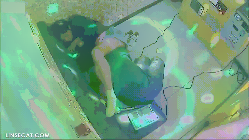 신작IP ✨ 코인노래방 계속오럴해주는 여친/키스커플 미리보기 2