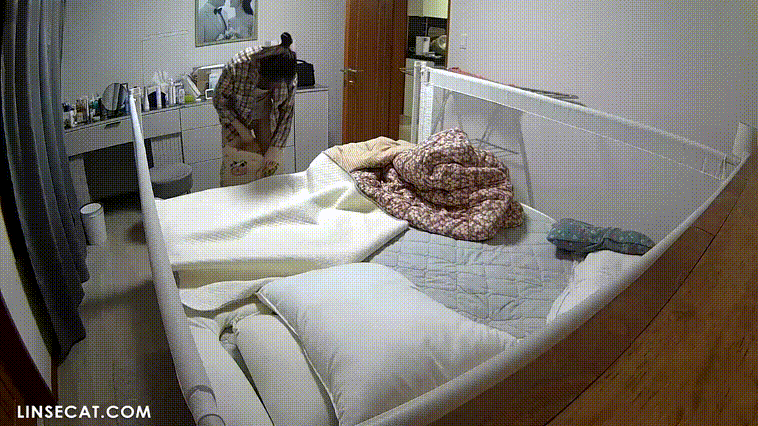 신작IP ✨보지 만지는 여자들+육덕주부 섹스 거실 미리보기 6