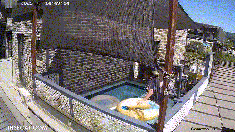 신작IP ✨펜션풀장 3커플 미리보기 2