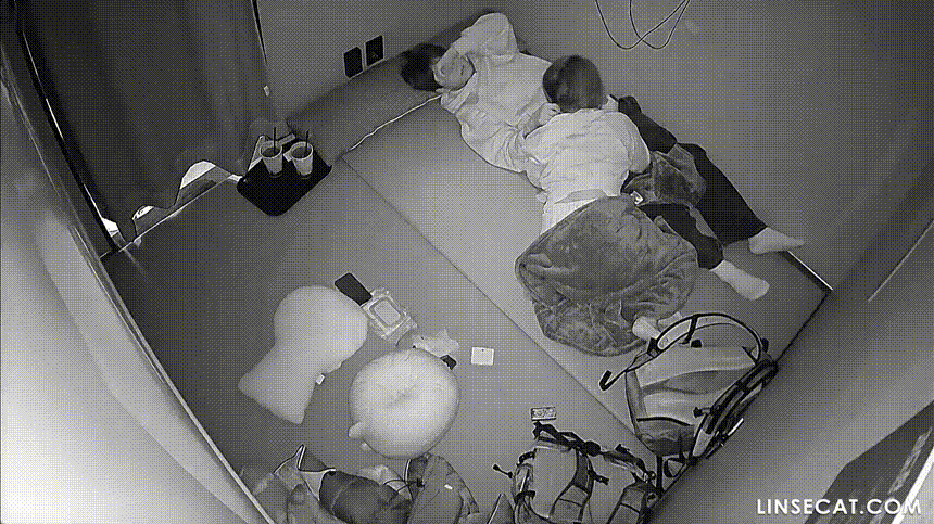 신작IP ✨룸까페_대딸해주는 어린 여친 미리보기 4