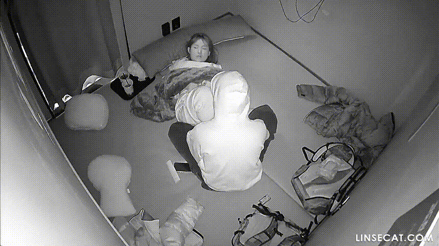 신작IP ✨룸까페_대딸해주는 어린 여친 미리보기 6