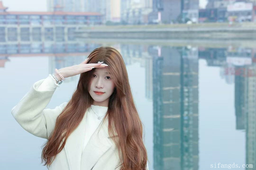 개인 촬영 【摄影师】 사기 수법으로 여학생들을 속여 개인 촬영 유도하기  233V ★ 22.2G 미리보기 34