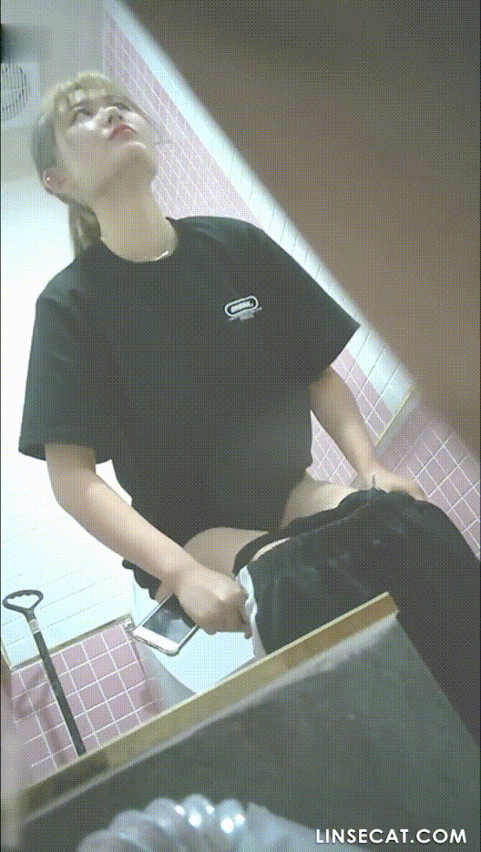 신작 ✨ 노래방 화장실 얼굴예쁜애들 22명 [얼공/보지털] 소리有 미리보기 20